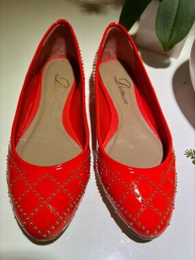 Delman Cache Tangerine Patent Gold Studded Ballet Flats Sz 7M Made in Spain